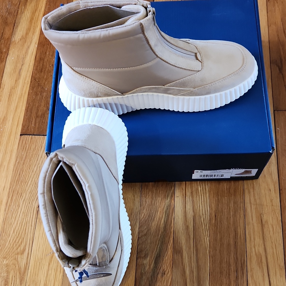 White Mountain Water Resistant Front Zip Downtown Sneaker Boots NWT Size 9.5 M - Picture 3 of 10
